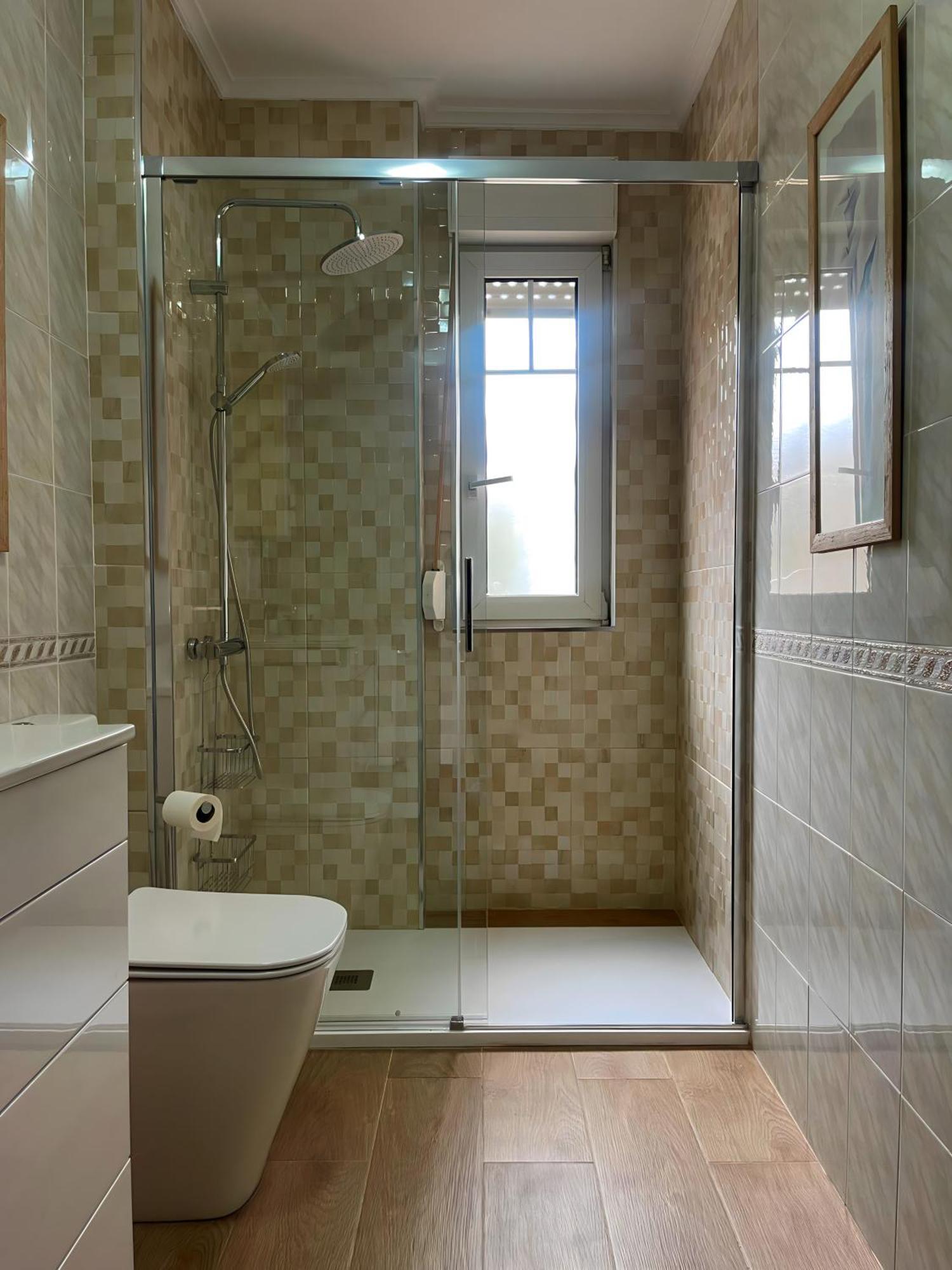 Apartment Amplio Piso En Calle Alta *