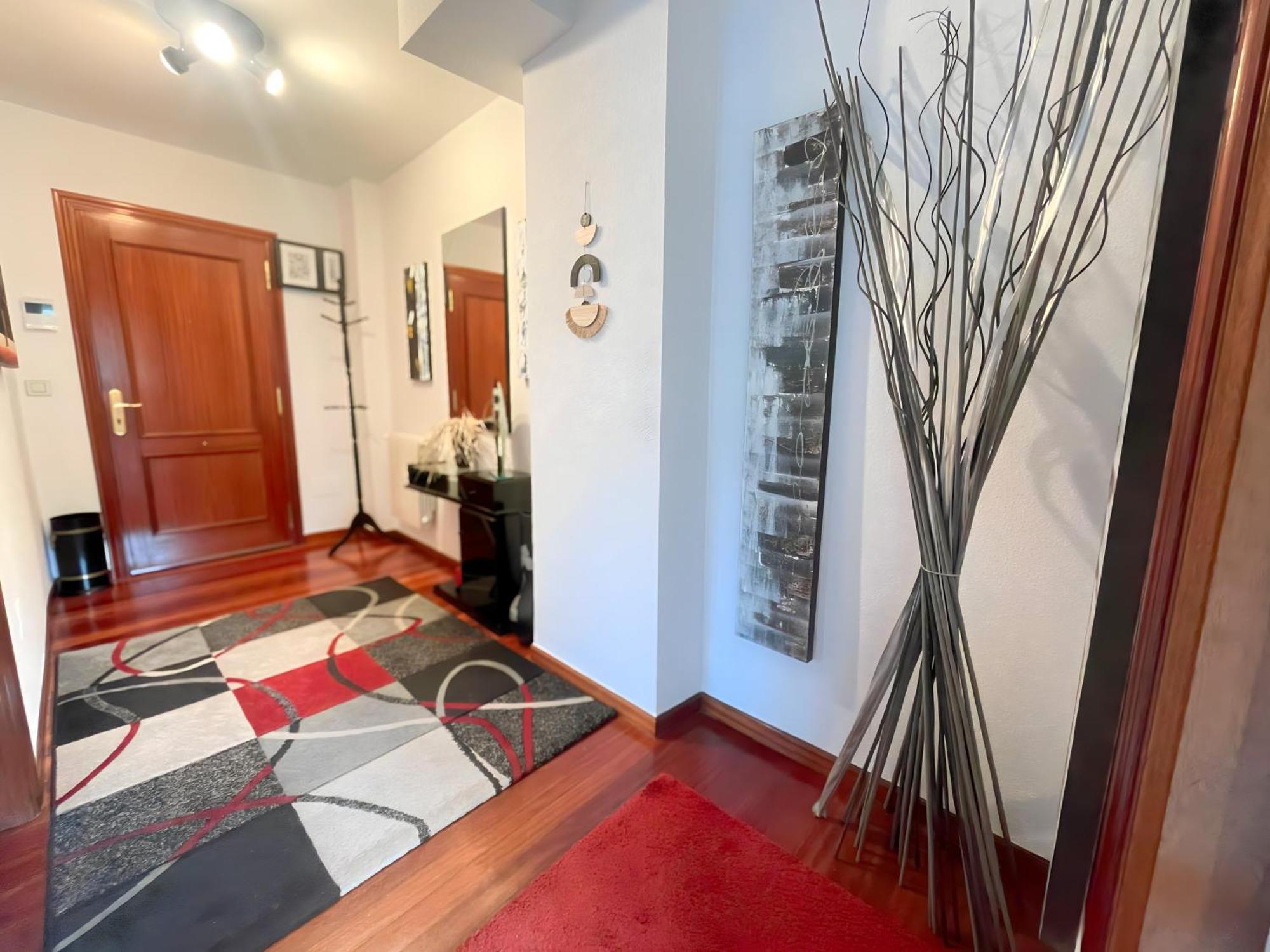 Apartment Amplio Piso En Calle Alta