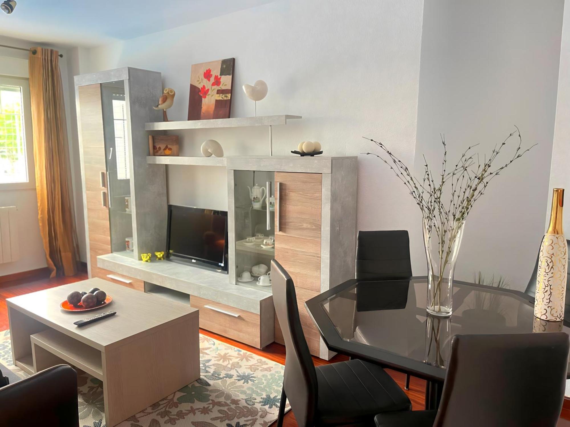 Apartment Amplio Piso En Calle Alta *
